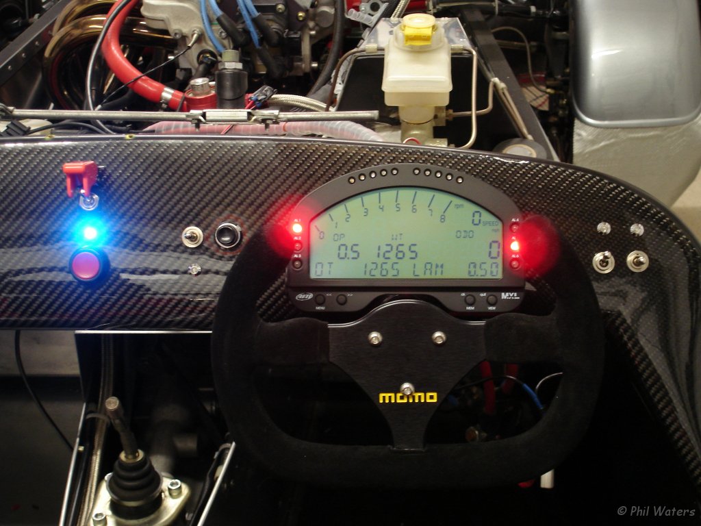 MXL Dash 049.jpg - Carbon dash